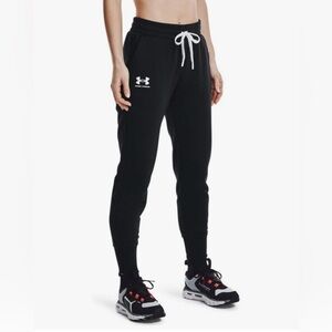 Under Armour Women's Rival Fleece Joggers, Black, size Medium